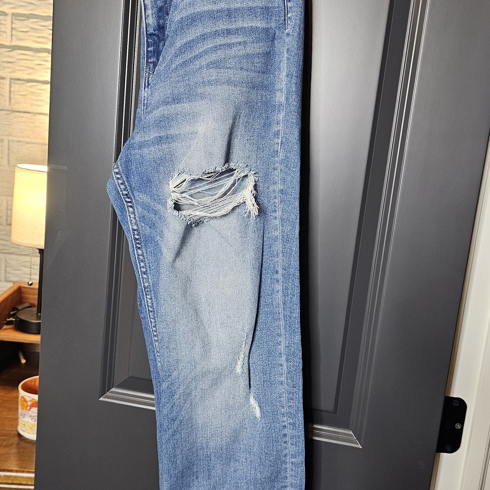 Women's High Rise Distressed Blue Jeans